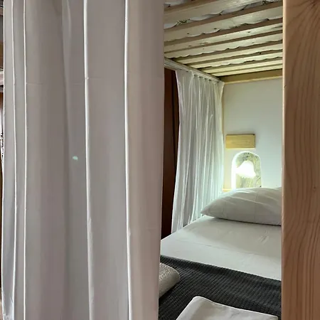 Cico &private * Gjirokastër