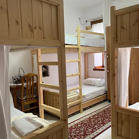 Otel Cico &private Gjirokastër