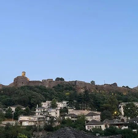 Otel Cico &private Gjirokastër