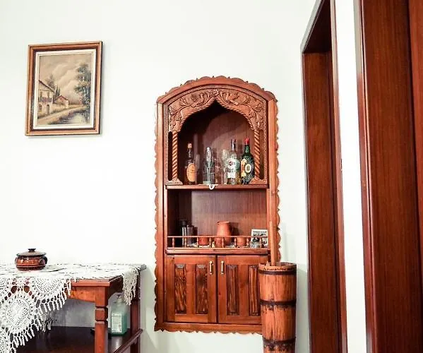 Cico &private Gjirokastër